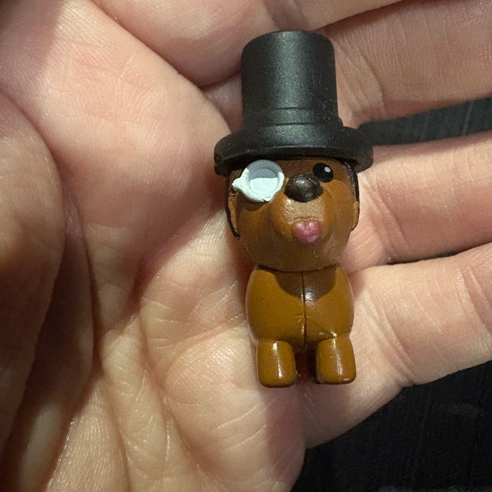 /Pet Shop Roblox About Me Series Brown Dog Miniature Figure with Top Hat Monocle